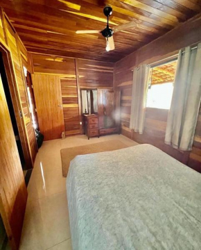 Casa rural na montanhas, Tapera